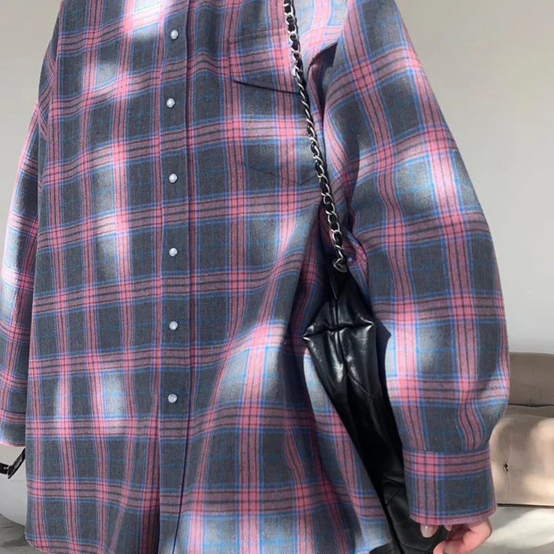 Alira - Oversized Checkered Shirt