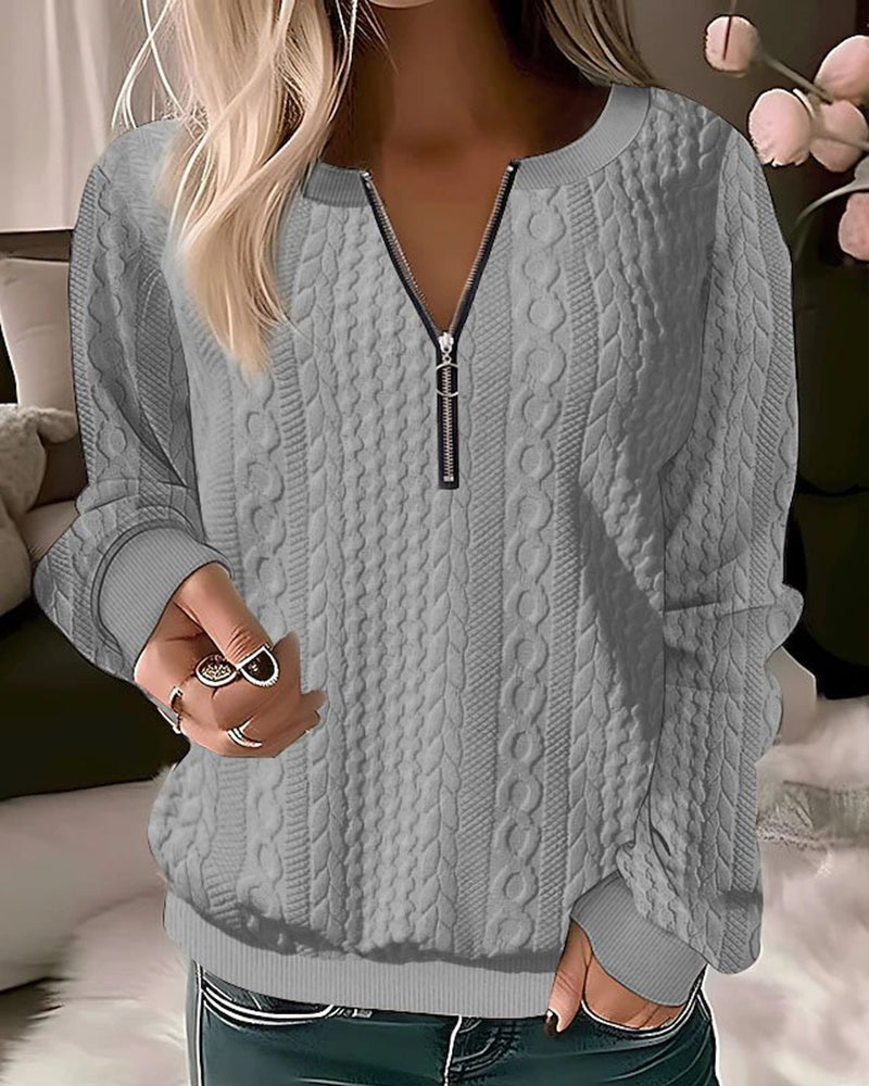 Maiken - Sweater with zipper